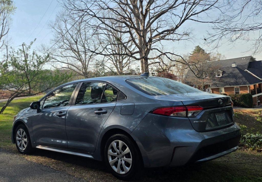 Toyota Corolla LE 2022