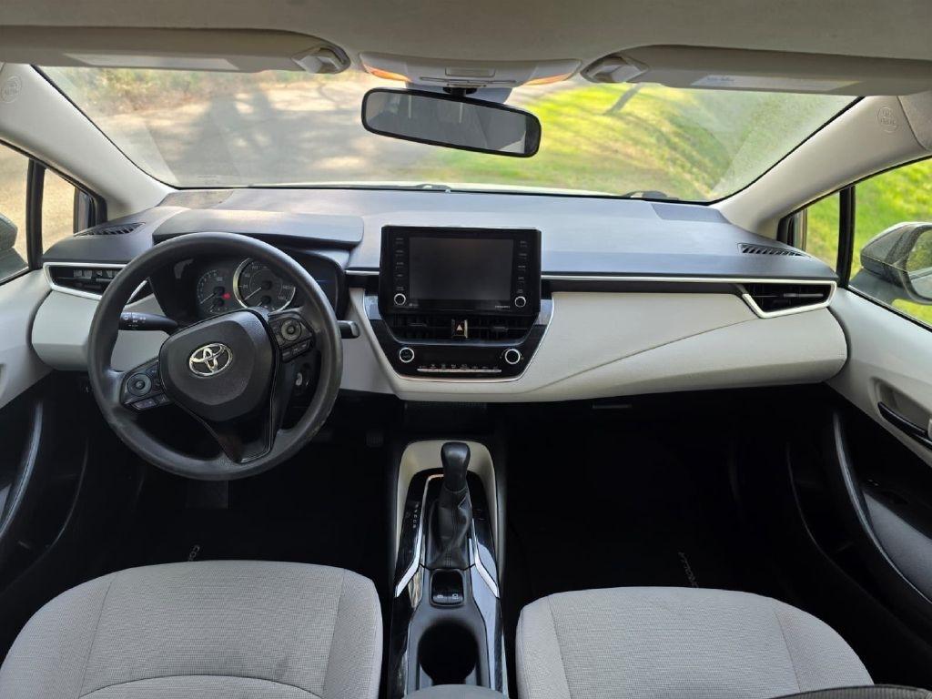 Toyota Corolla LE 2022