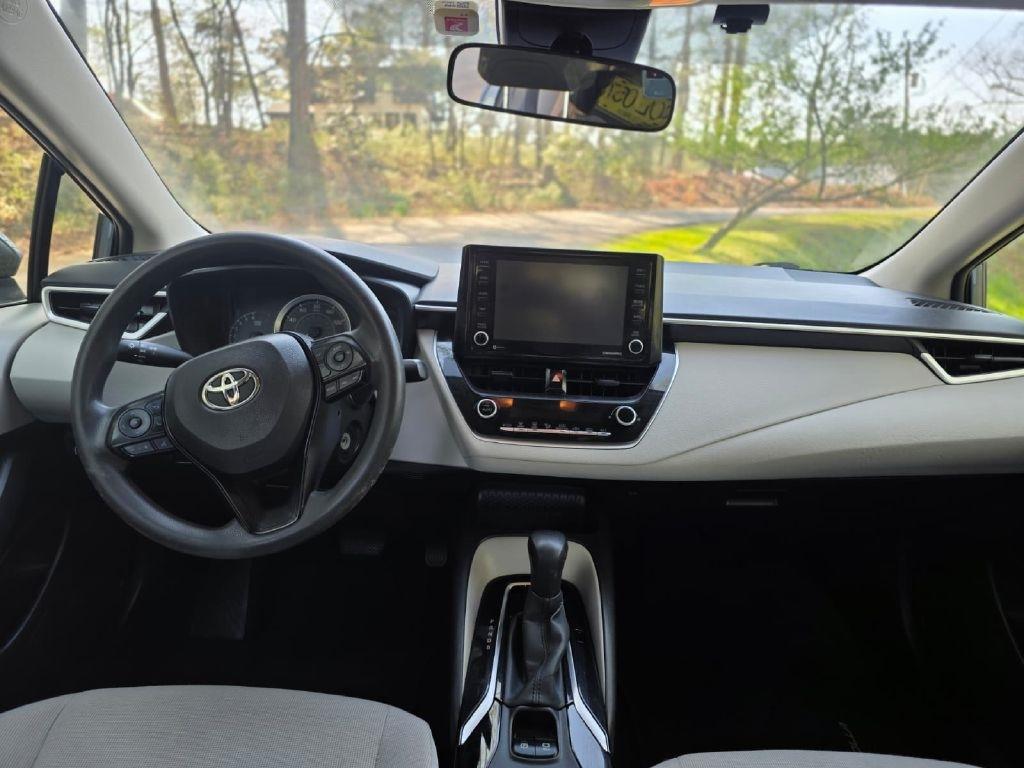 Toyota Corolla LE 2022