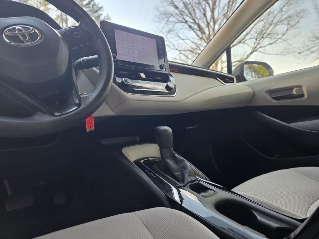 Toyota Corolla LE 2022