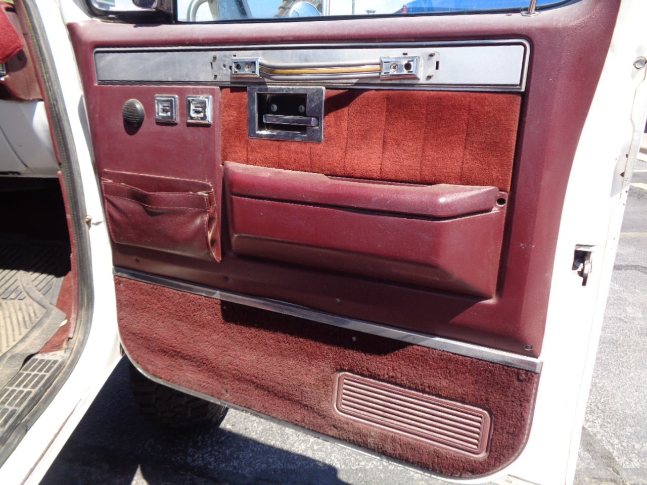 Chevrolet C/K 10 Regular Cab 4WD 1985