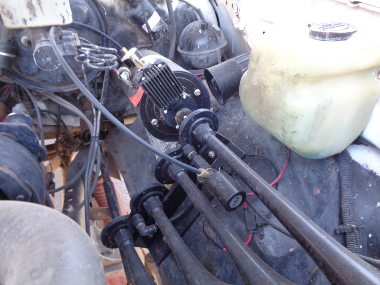 Chevrolet C/K 10 Regular Cab 4WD 1985