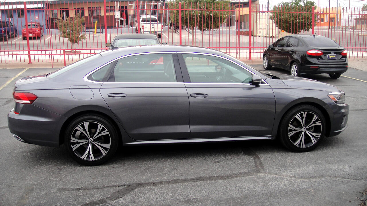 Volkswagen Passat SE 2021