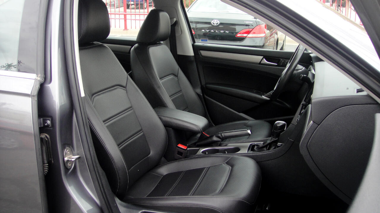 Volkswagen Passat SE 2021
