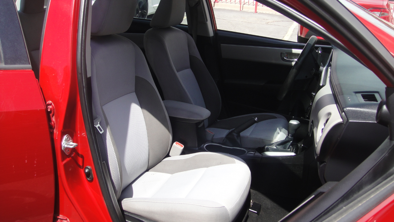 Toyota Corolla LE CVT 2018