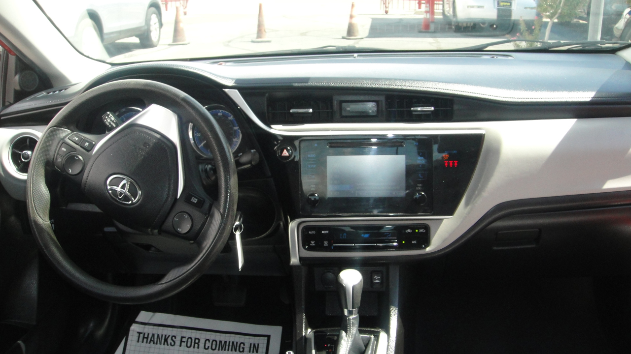 Toyota Corolla LE CVT 2018