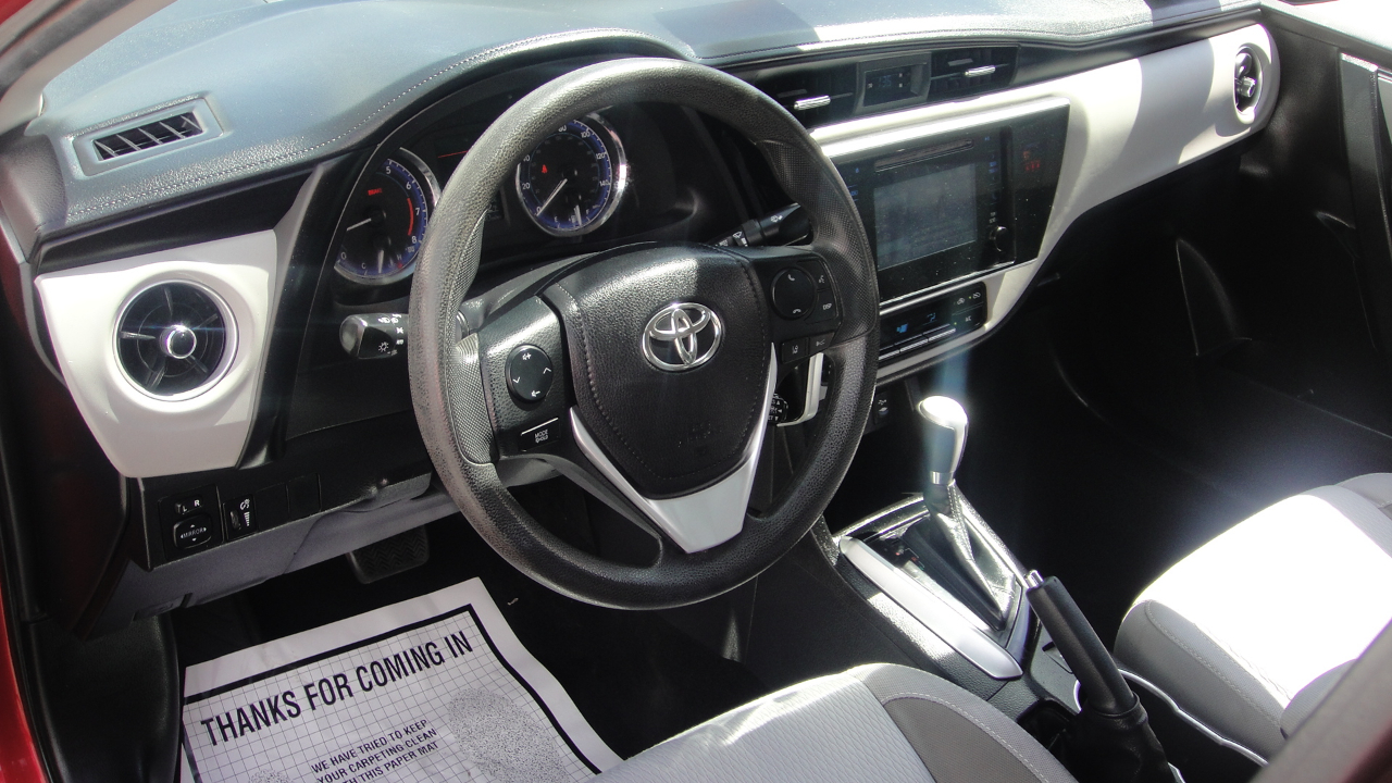 Toyota Corolla LE CVT 2018