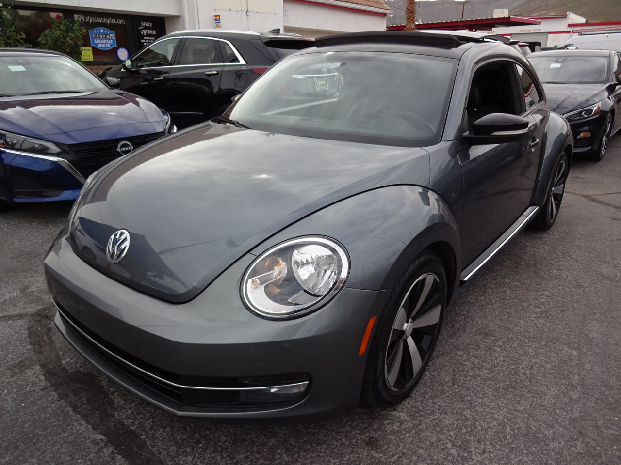 Volkswagen Beetle 2.0T Turbo 2012