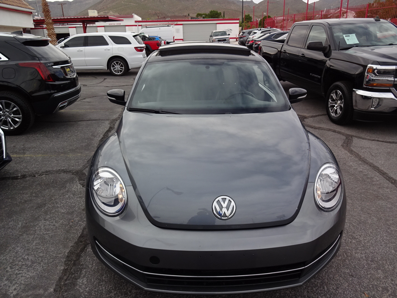 Volkswagen Beetle 2.0T Turbo 2012