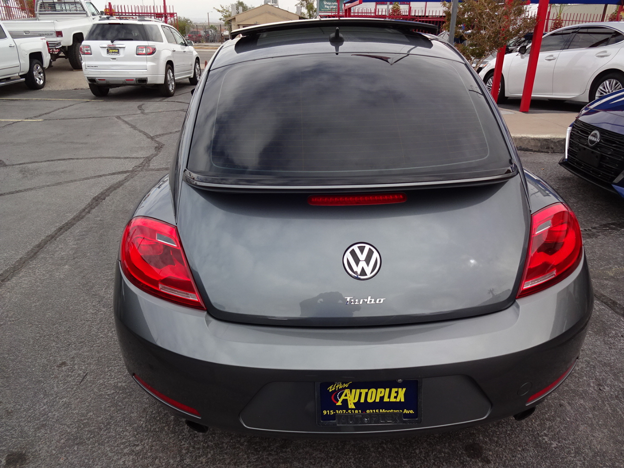 Volkswagen Beetle 2.0T Turbo 2012