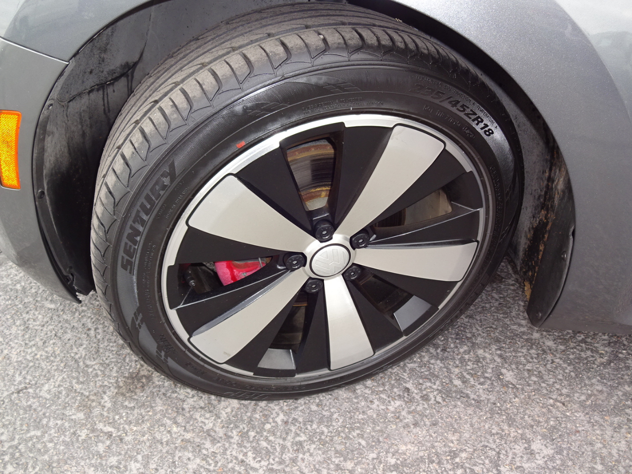 Volkswagen Beetle 2.0T Turbo 2012