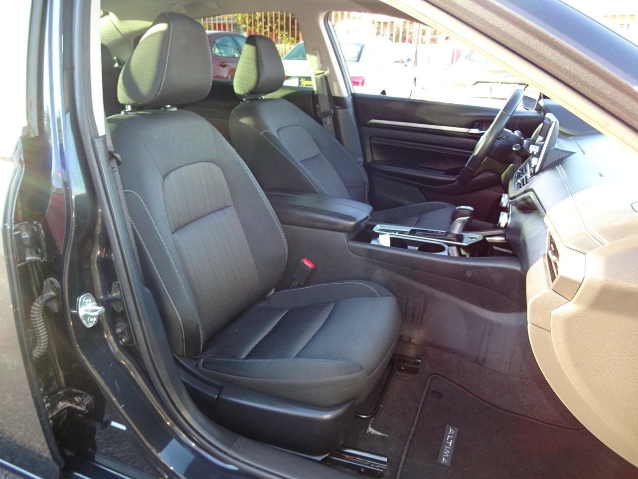 Nissan Altima 2.5 SV 2022