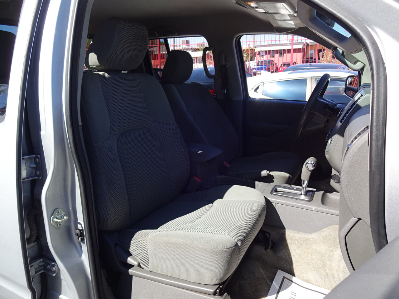 Nissan Frontier  2016