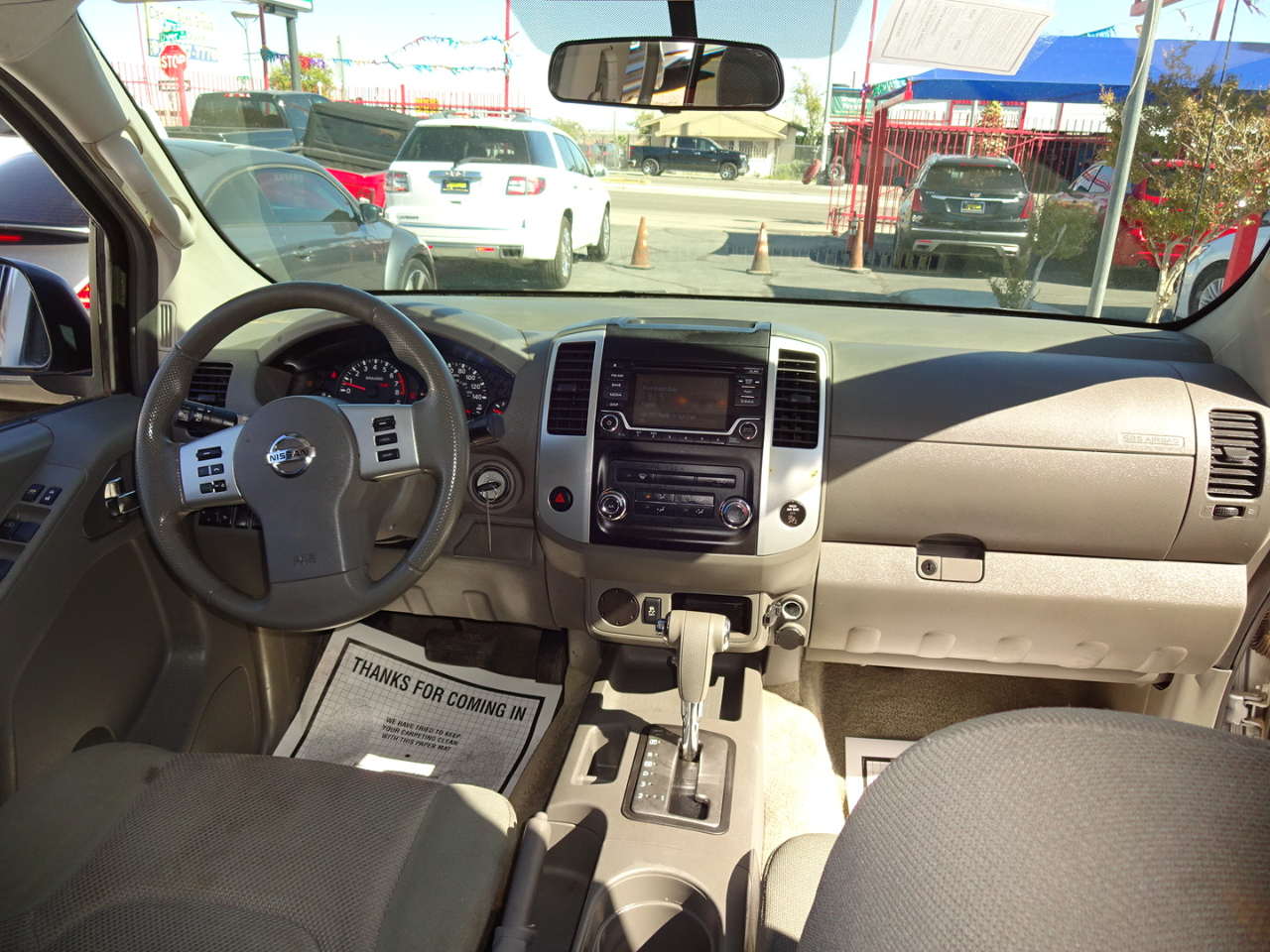 Nissan Frontier  2016