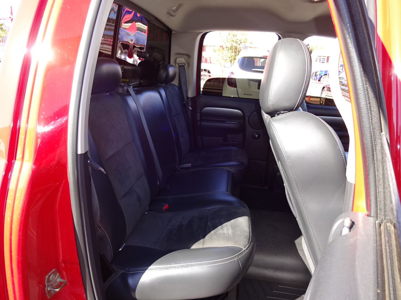 Dodge Ram 1500 SRT-10 Quad Cab 2WD 2005