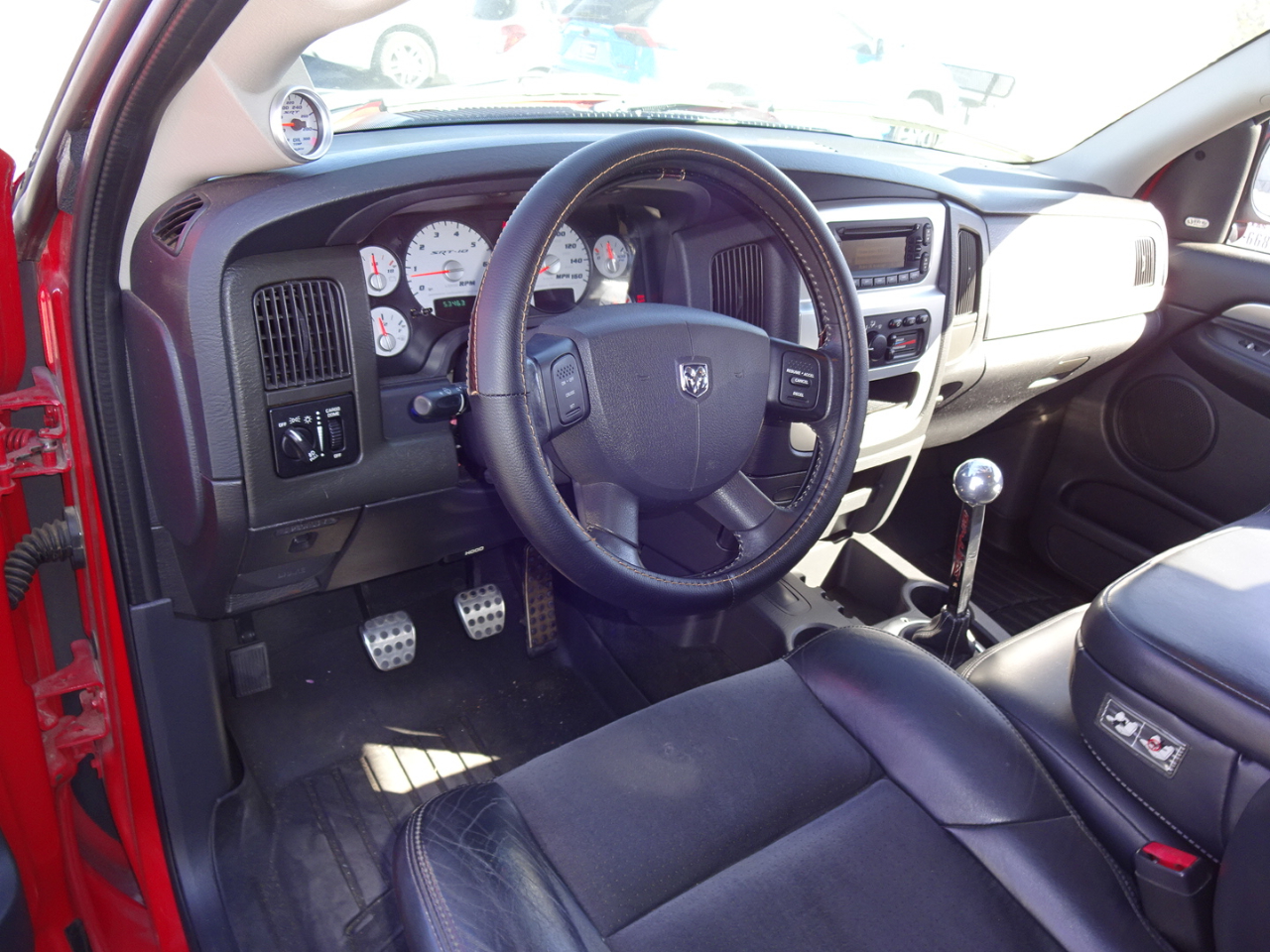 Dodge Ram 1500 SRT-10 Quad Cab 2WD 2005