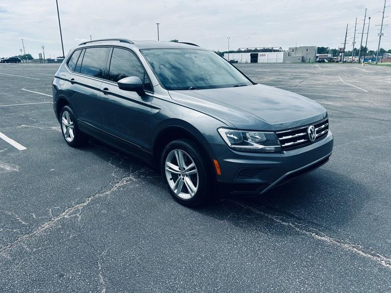 Volkswagen Tiguan S 2018