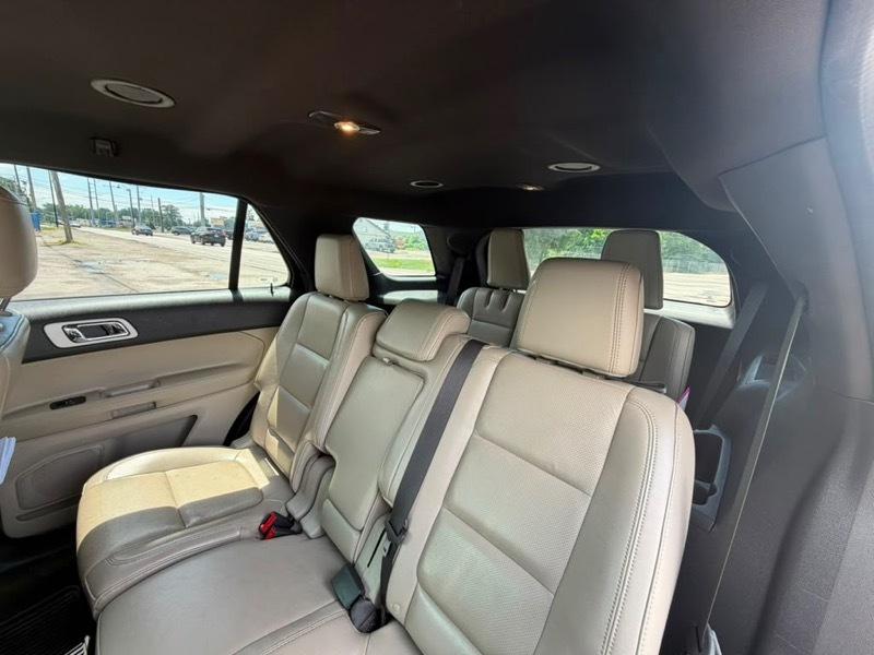 Ford Explorer Limited 4WD 2012