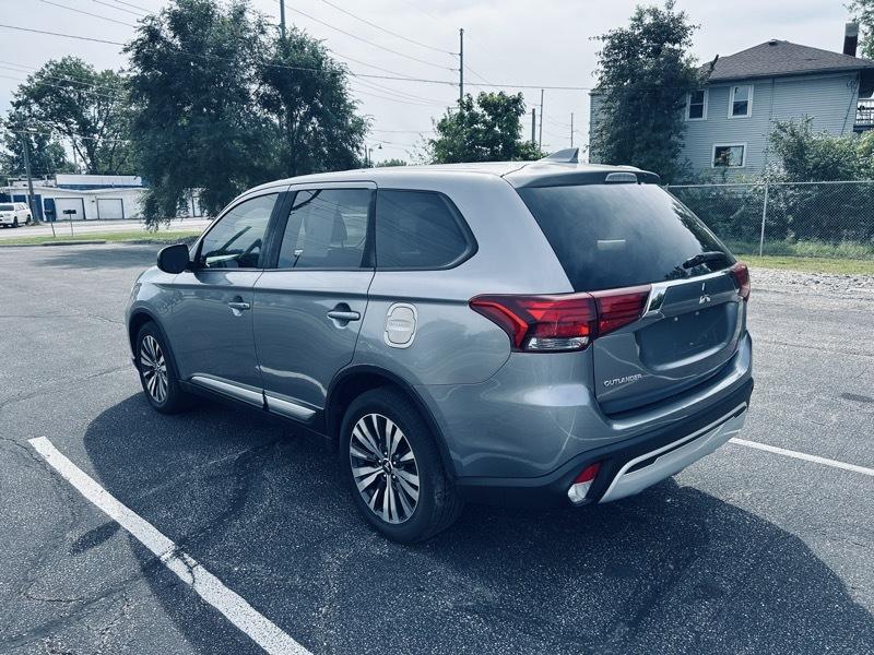 Mitsubishi Outlander SEL AWD 2020