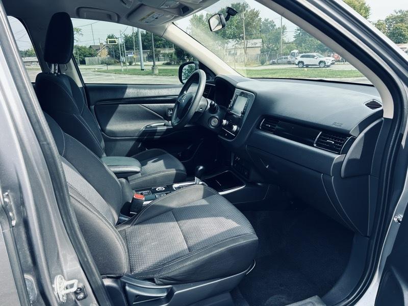 Mitsubishi Outlander SEL AWD 2020