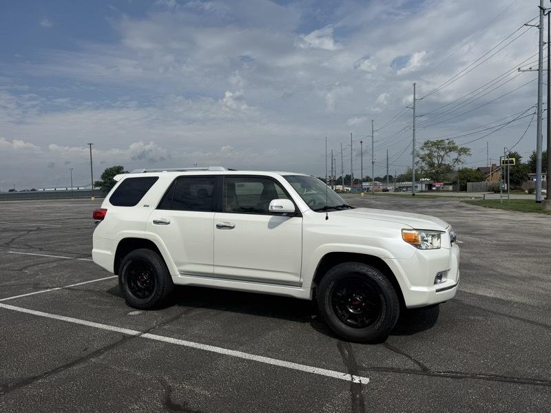 Toyota 4Runner SR5 4WD 2012