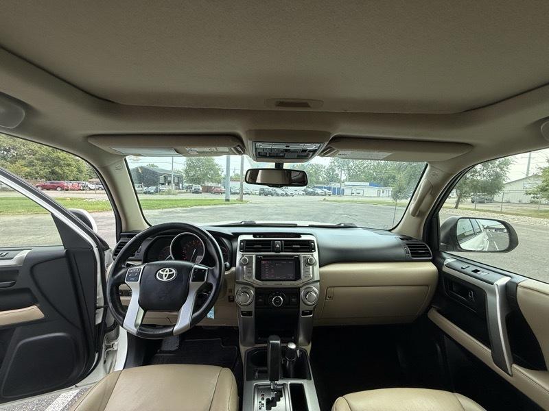 Toyota 4Runner SR5 4WD 2012