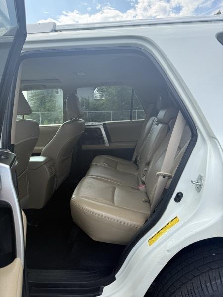Toyota 4Runner SR5 4WD 2012