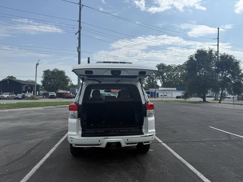 Toyota 4Runner SR5 4WD 2012