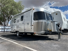 2012 Airstream Flying Cloud 