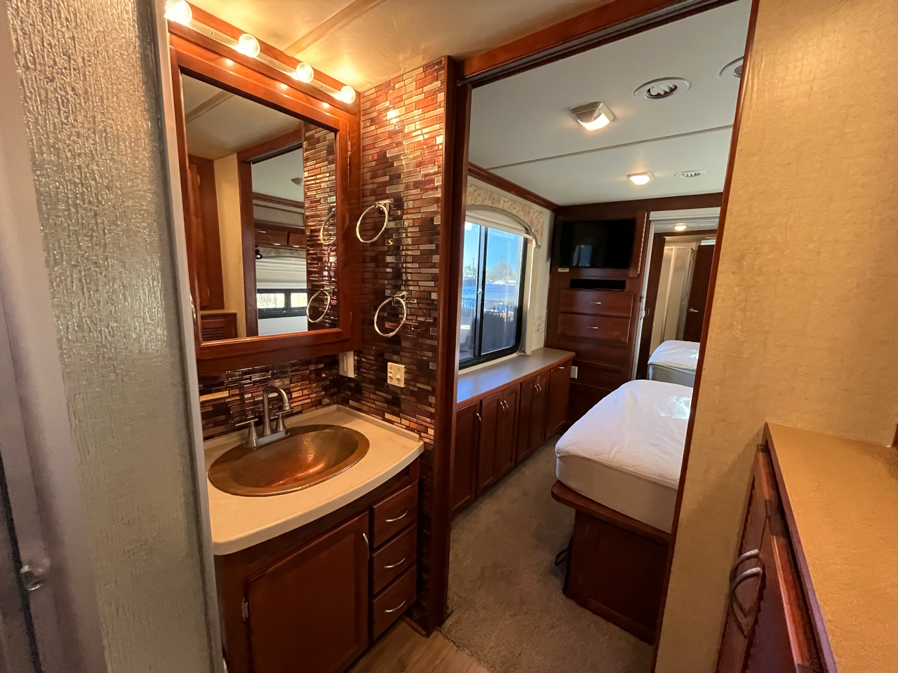 Fleetwood Bounder  2006