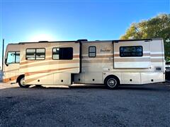2006 Fleetwood Bounder 