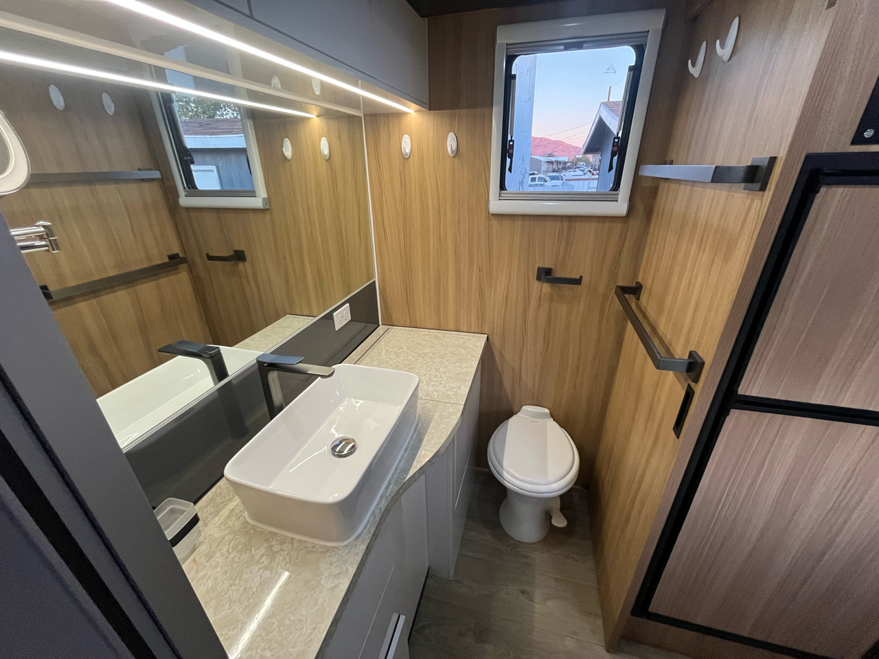 Black Series HQ19  2024