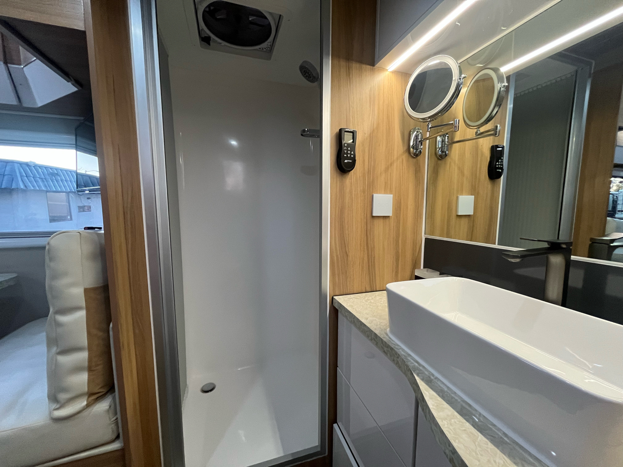 Black Series HQ19  2024