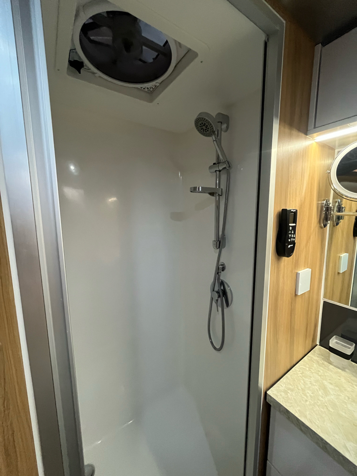 Black Series HQ19  2024