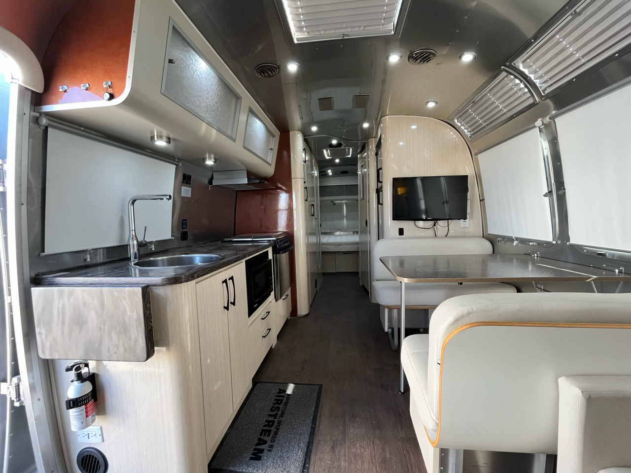 Airstream International  2017