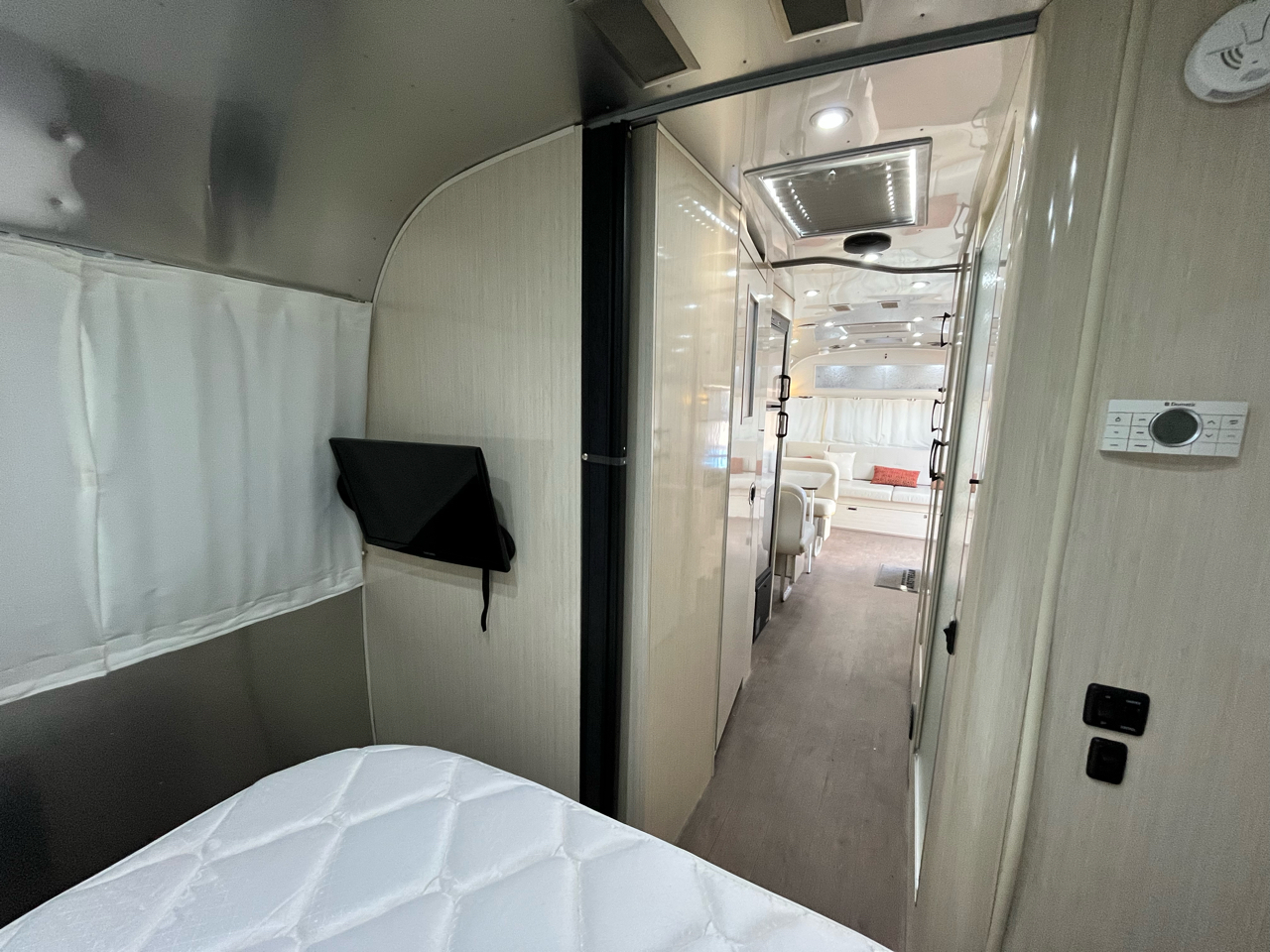 Airstream International  2017