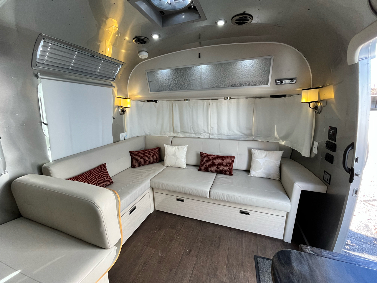 Airstream International  2017