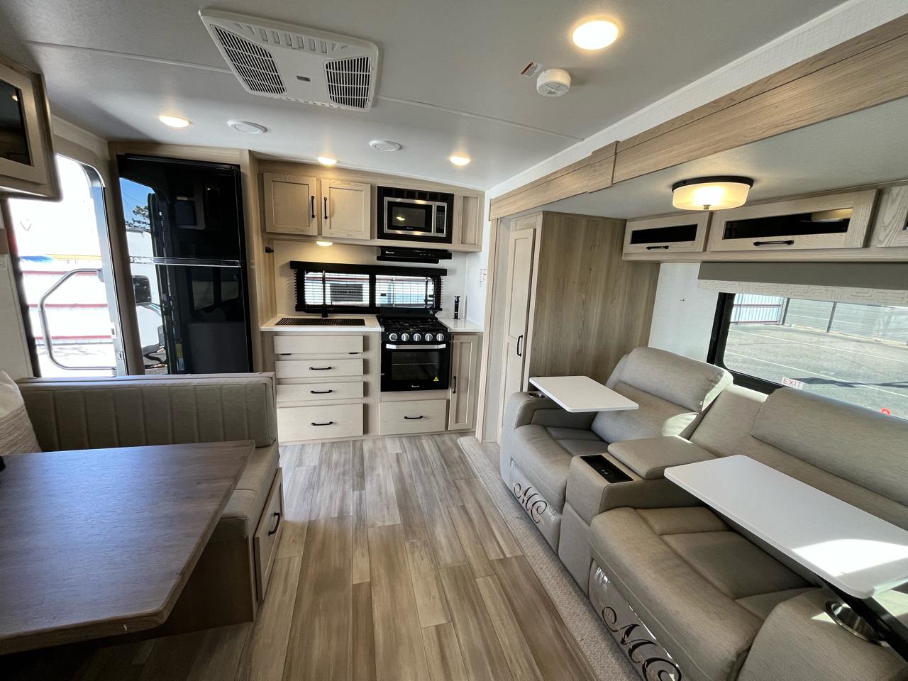 Forest River Flagstaff  2024