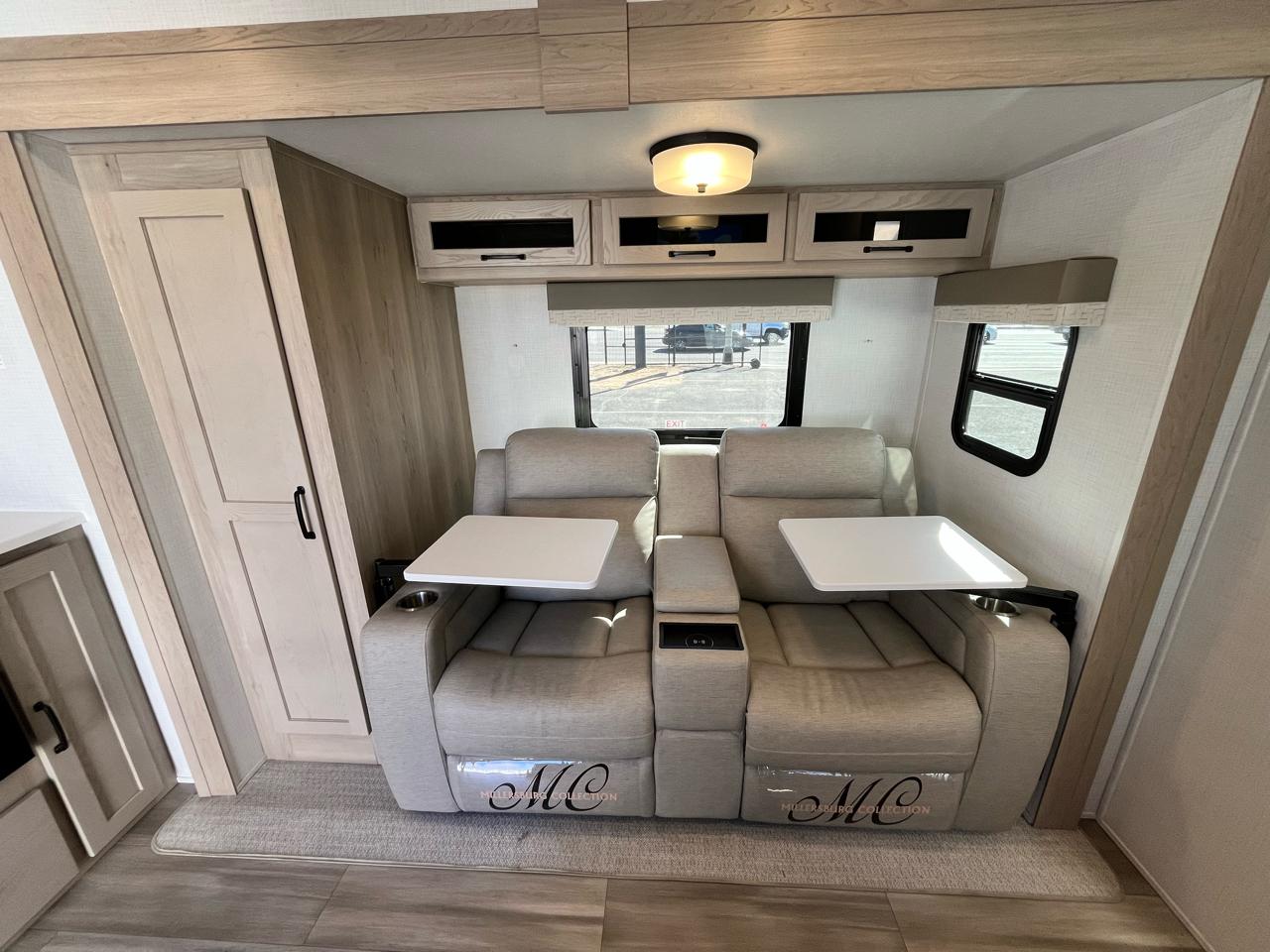 Forest River Flagstaff  2024