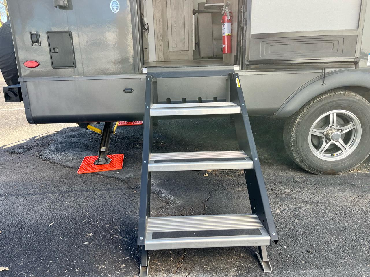 Forest River Flagstaff  2024