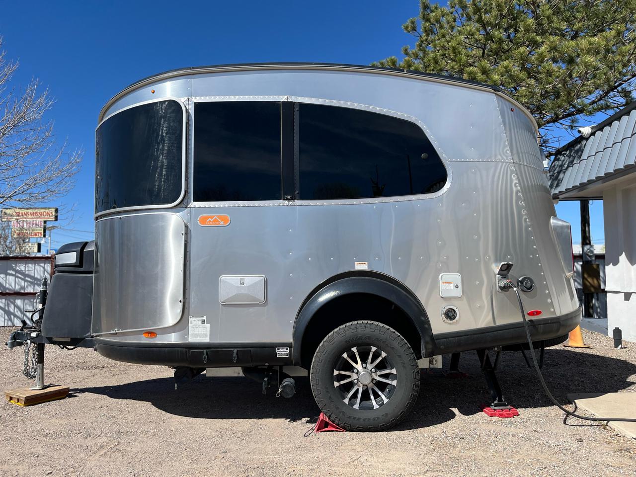 Airstream Basecamp  2021