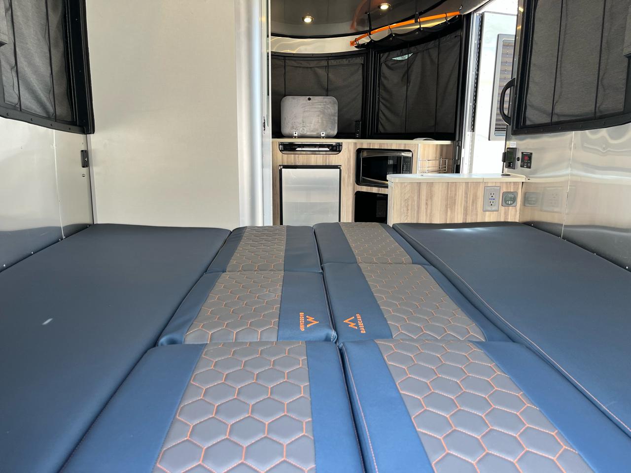 Airstream Basecamp  2021