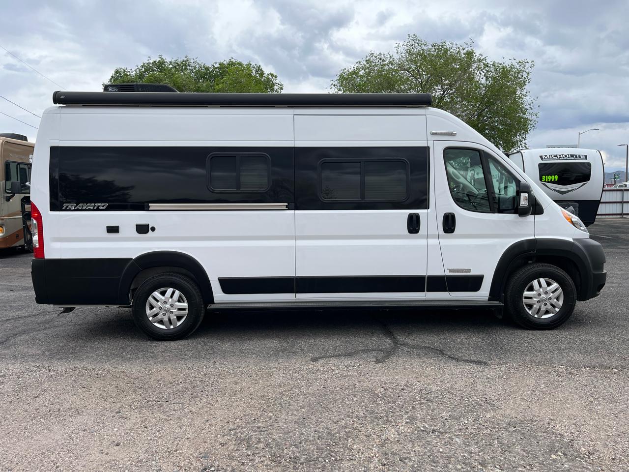 Winnebago Travato  2022