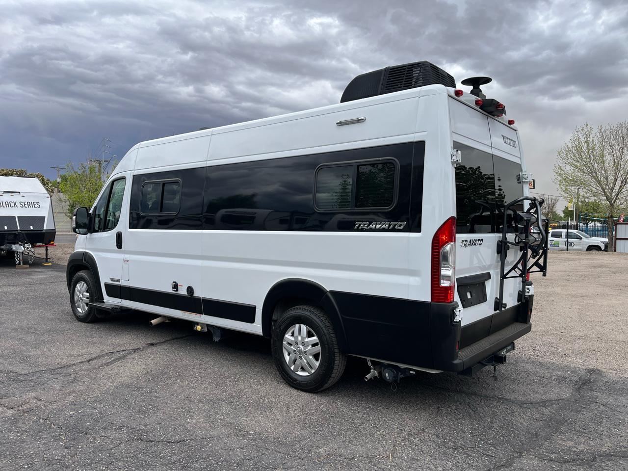 Winnebago Travato  2022