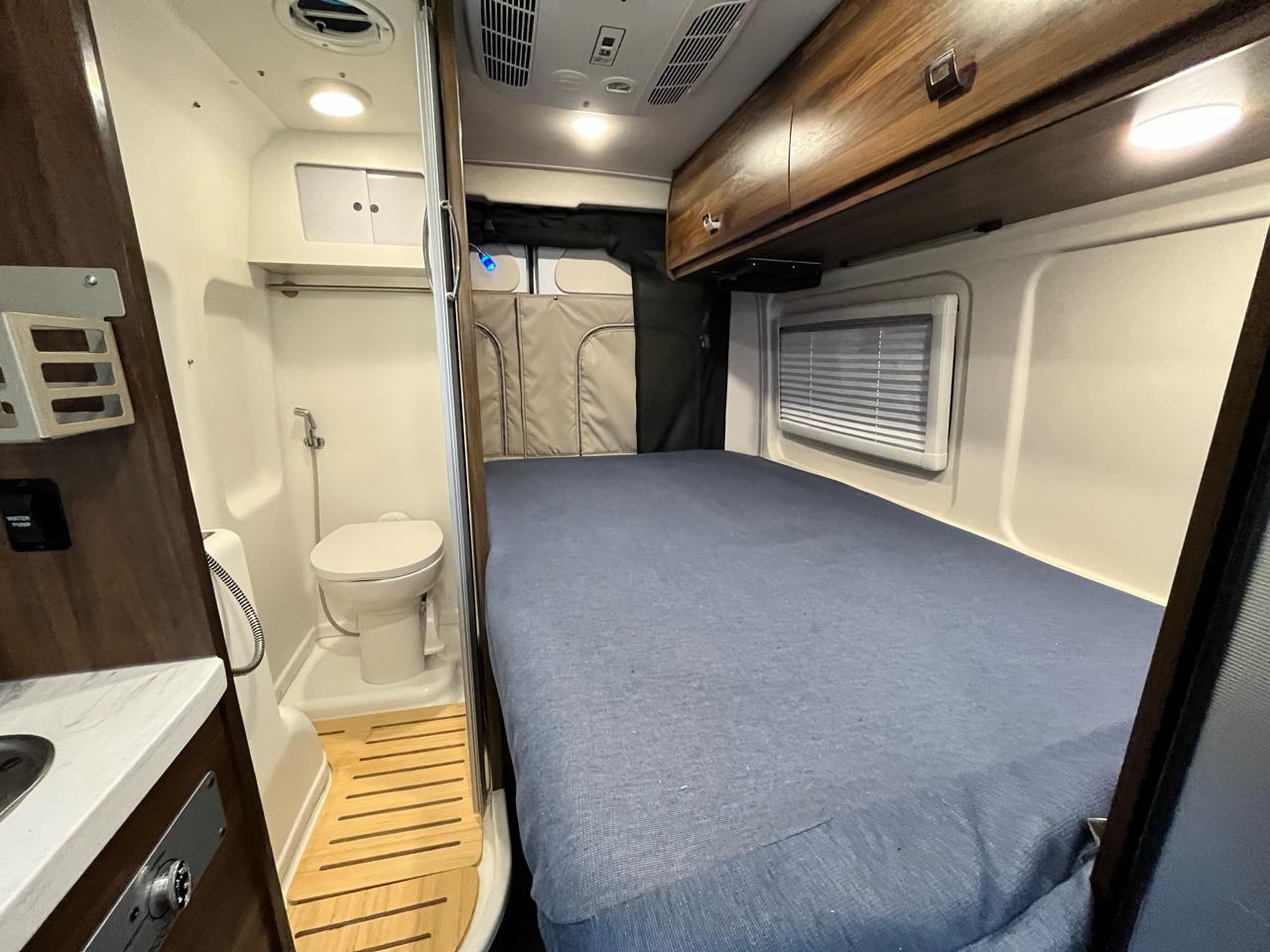 Winnebago Travato  2022