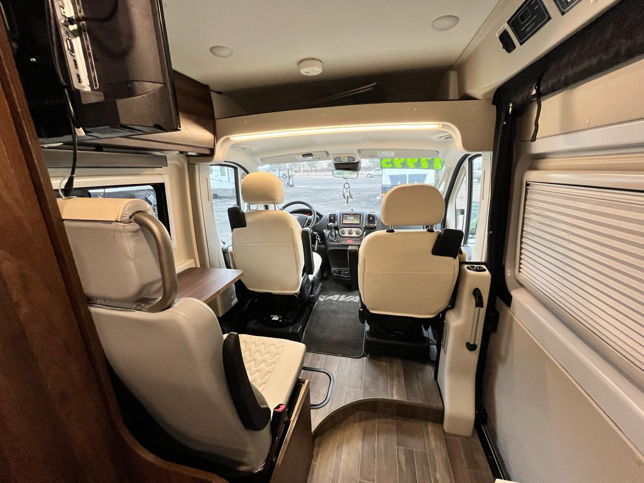 Winnebago Travato  2022