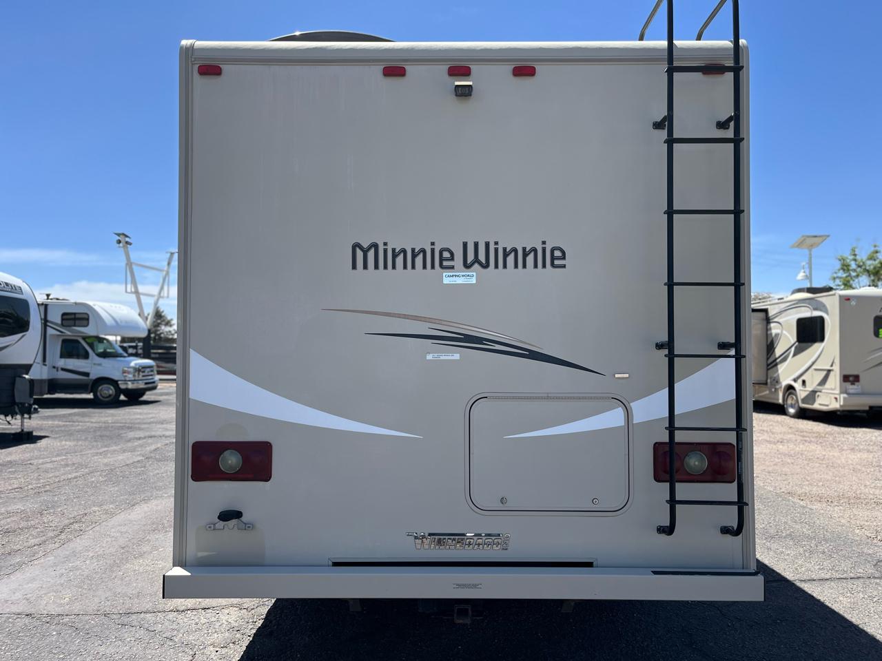 Winnebago Minnie Winnie  2017