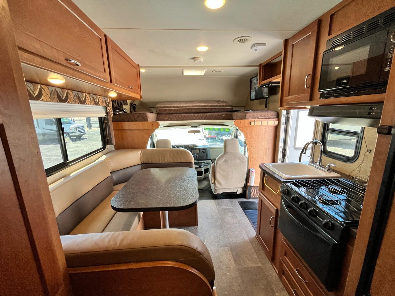 Winnebago Minnie Winnie  2017