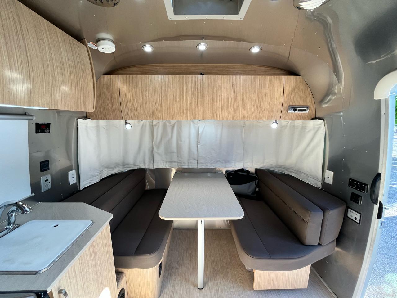 Airstream Flying Cloud  2019