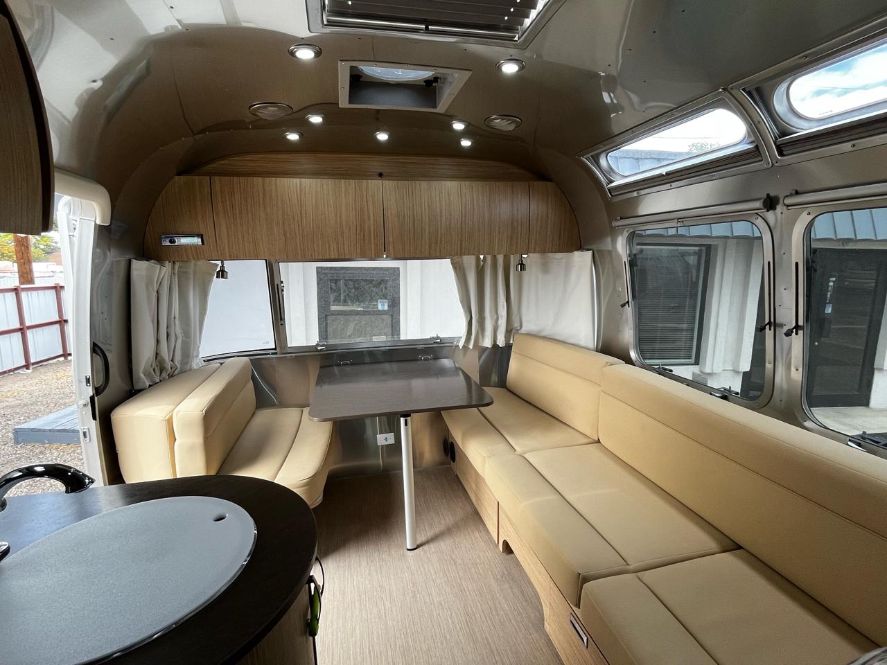 Airstream Flying Cloud  2019